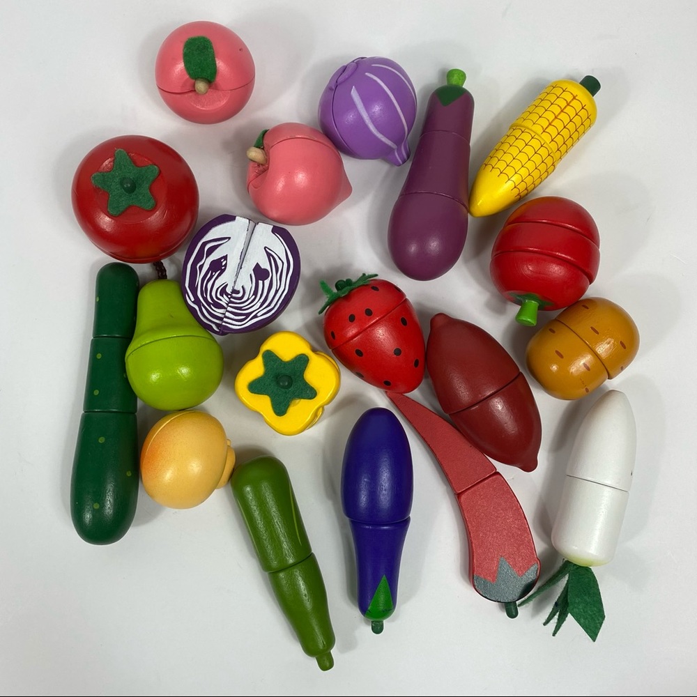 Wooden play food magnetic cutting fruit veggies